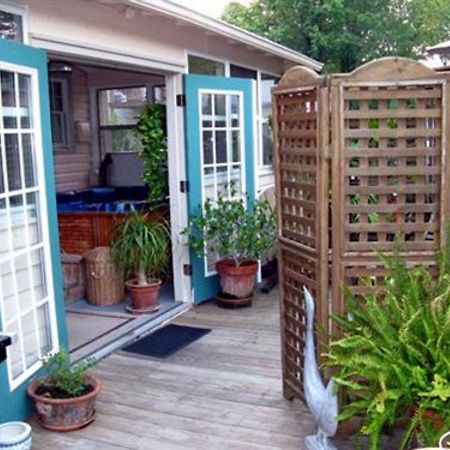 Charles Bass House Bed & Breakfast Южный Бостон Экстерьер фото