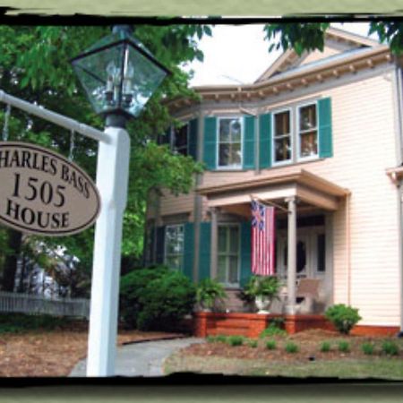 Charles Bass House Bed & Breakfast Южный Бостон Экстерьер фото