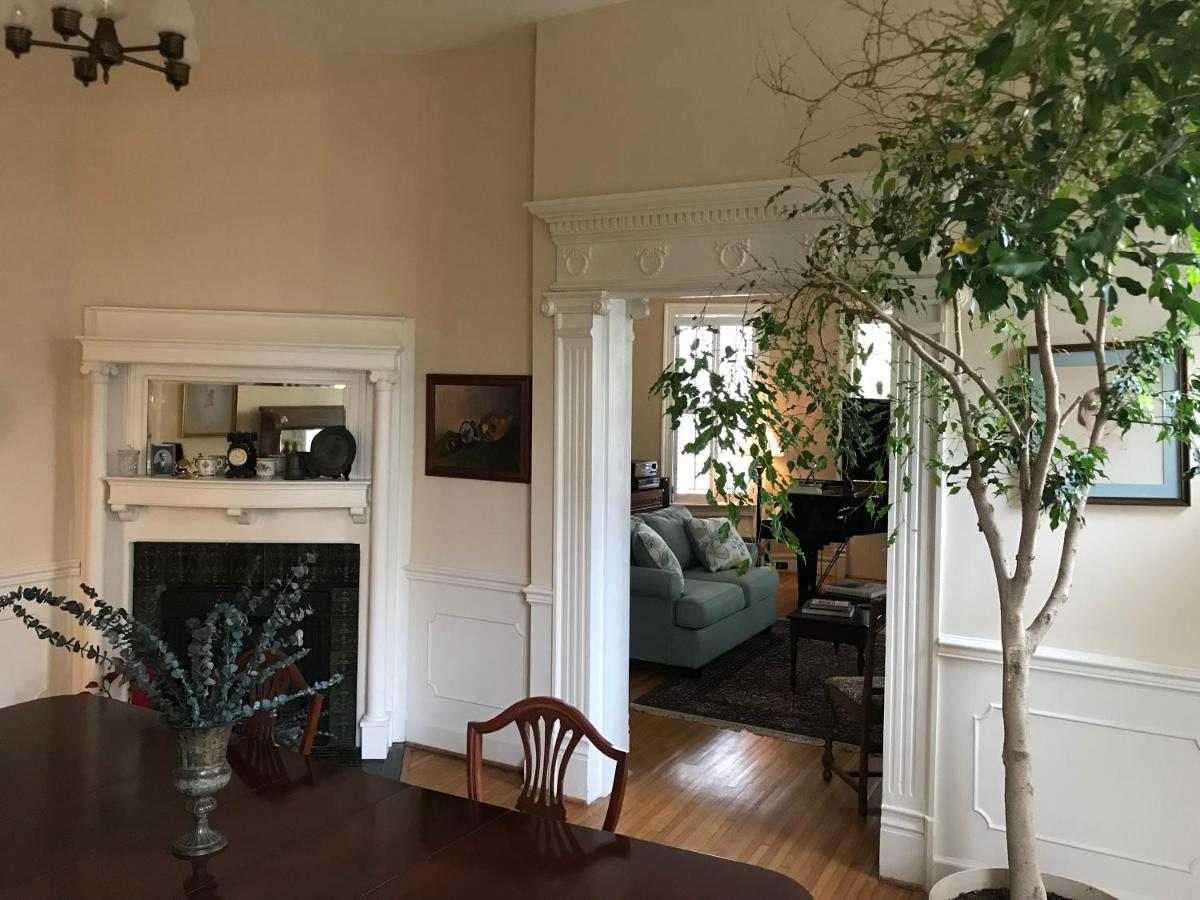 Charles Bass House Bed & Breakfast Южный Бостон Экстерьер фото